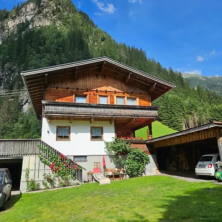 Wandegg Im Bergsteigerdorf Ginzling Apartmán *